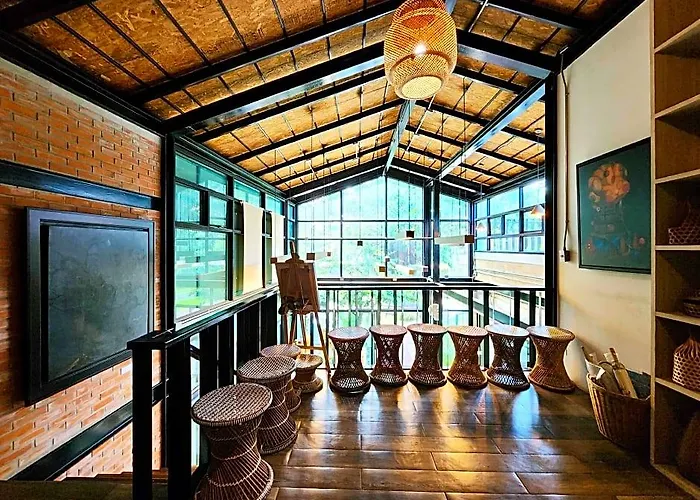 Baan Mai Kradan Hotel Chiang Rai